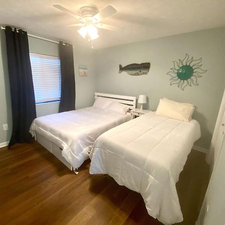 Beautiful Beachfront-Oceanfront First Floor 2Br 2Ba Condo In Cherry Grove, North Myrtle Beach! Renovated With A Fully Equipped Kitchen, 3 Separate Beds, Pool, Private Patio & Steps To The Sand! Extérieur photo