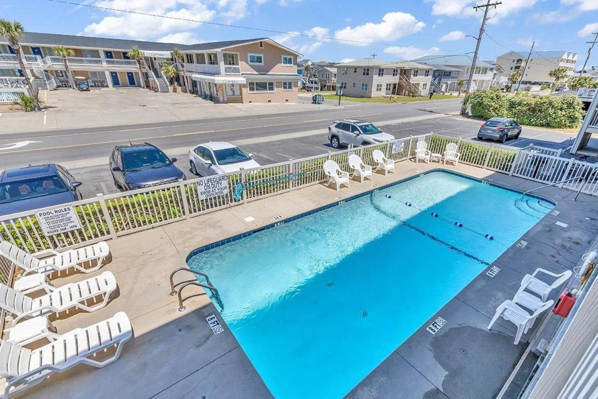 Beautiful Beachfront-Oceanfront First Floor 2Br 2Ba Condo In Cherry Grove, North Myrtle Beach! Renovated With A Fully Equipped Kitchen, 3 Separate Beds, Pool, Private Patio & Steps To The Sand! Extérieur photo