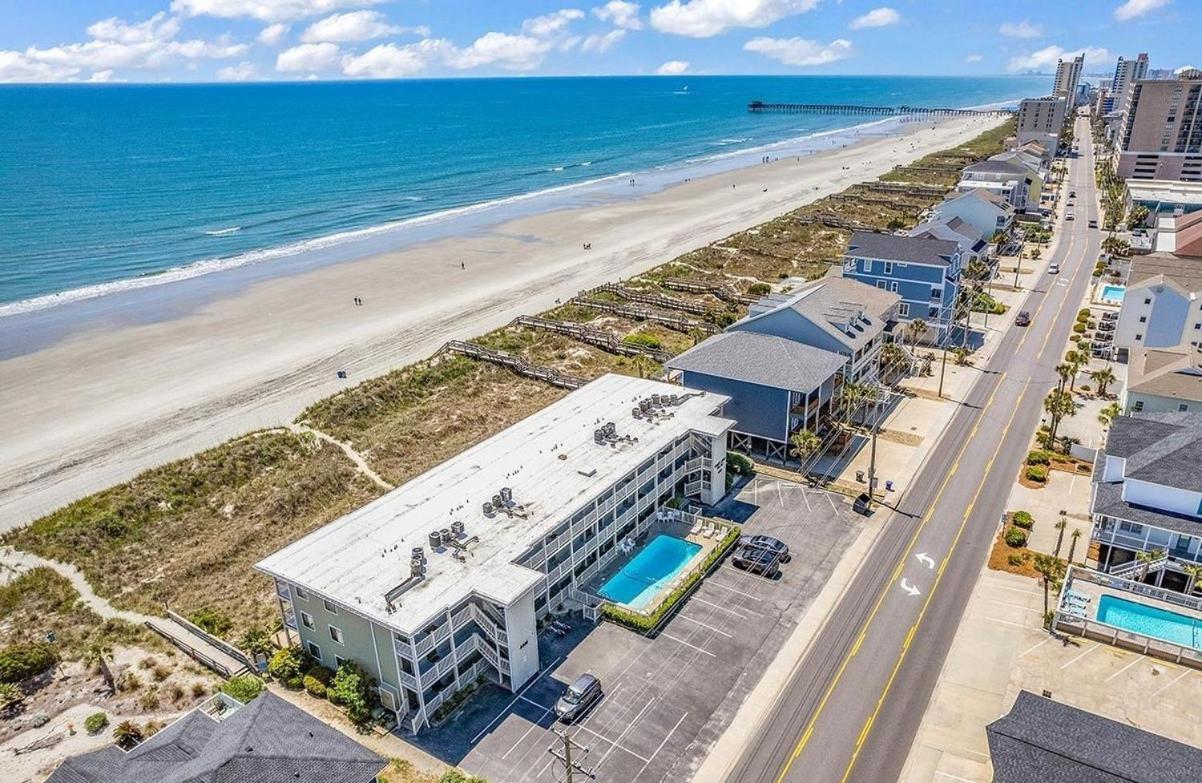 Beautiful Beachfront-Oceanfront First Floor 2Br 2Ba Condo In Cherry Grove, North Myrtle Beach! Renovated With A Fully Equipped Kitchen, 3 Separate Beds, Pool, Private Patio & Steps To The Sand! Extérieur photo