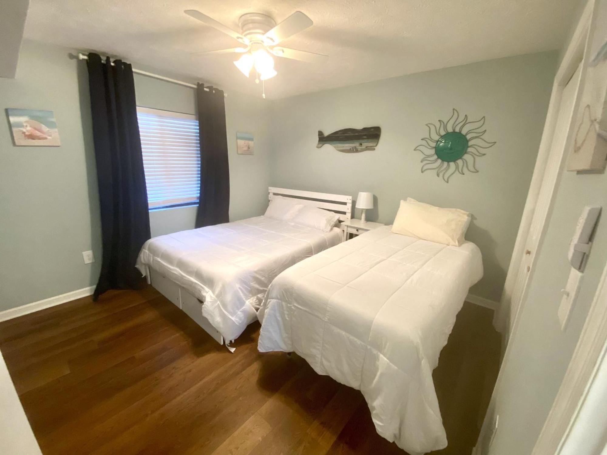 Beautiful Beachfront-Oceanfront First Floor 2Br 2Ba Condo In Cherry Grove, North Myrtle Beach! Renovated With A Fully Equipped Kitchen, 3 Separate Beds, Pool, Private Patio & Steps To The Sand! Extérieur photo